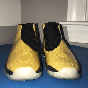 Grade school size Air Jordan Future